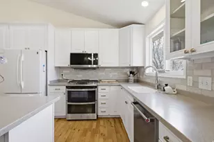 12371 S Parkstone Ct E, Draper, UT 84020 - Photo 5