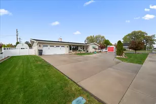 781 N 300 E, Tremonton, UT 84337 - Photo 33