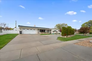 781 N 300 E, Tremonton, UT 84337 - Photo 35