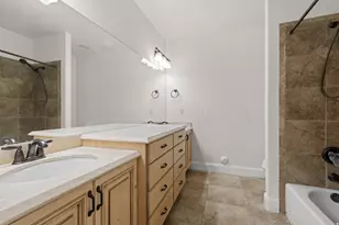 10637 S Crescent Bend Dr, Sandy, UT 84070 - Photo 29
