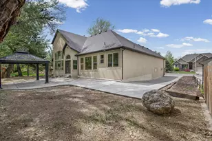 10637 S Crescent Bend Dr, Sandy, UT 84070 - Photo 37