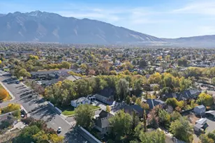 10637 S Crescent Bend Dr, Sandy, UT 84070 - Photo 37