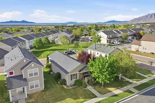 1693 N Aaron Dr, Tooele, UT 84074 - Photo 19