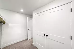 1209 N 950 E, Bountiful, UT 84010 - Photo 49