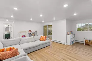 1209 N 950 E, Bountiful, UT 84010 - Photo 45