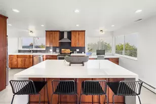 1209 N 950 E, Bountiful, UT 84010 - Photo 13