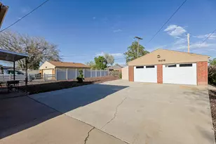 5476 S 2100 W, Roy, UT 84067 - Photo 25