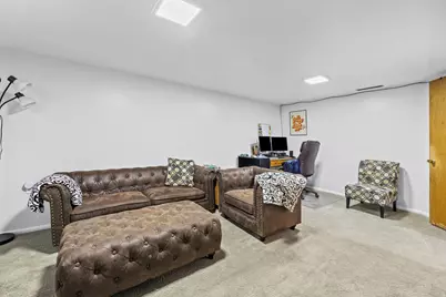5476 S 2100 W, Roy, UT 84067 - Photo 15