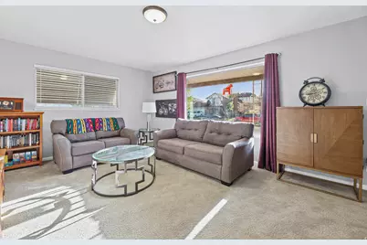 5476 S 2100 W, Roy, UT 84067 - Photo 5