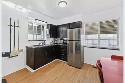 5476 S 2100 W, Roy, UT 84067 - Photo 13