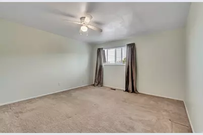 265 E 8880 S #12, Sandy, UT 84070 - Photo 9