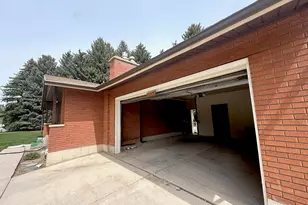 916 S 6800 E, Huntsville, UT 84317 - Photo 5