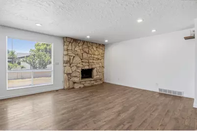 748 E Silver Sage Dr, Sandy, UT 84094 - Photo 11