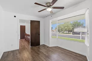 748 E Silver Sage Dr, Sandy, UT 84094 - Photo 15