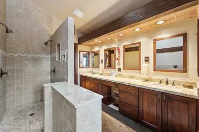 4552 S Zarahemla Dr E, Millcreek, UT 84124 - Photo 35