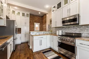 374 N F St E, Salt Lake City, UT 84103 - Photo 11