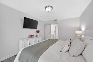 224 E Spencer Peak Way S, Draper, UT 84020 - Photo 11