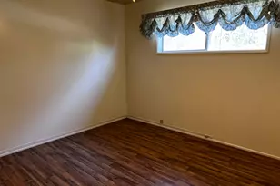 338 S 300 W, Helper, UT 84526 - Photo 11