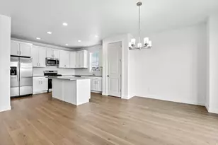2568 N 3670 W, Lehi, UT 84043 - Photo 5