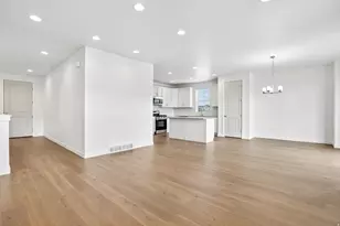 2568 N 3670 W, Lehi, UT 84043 - Photo 3