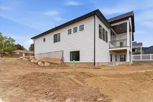 703 E 2750 N, North Ogden, UT 84414 - Photo 27