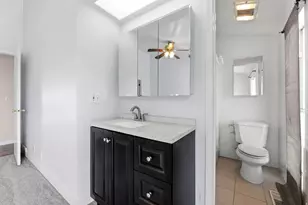 6883 S 2510 E, Cottonwood Heights, UT 84121 - Photo 21