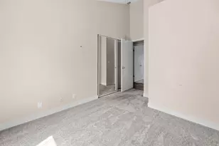 6883 S 2510 E, Cottonwood Heights, UT 84121 - Photo 25