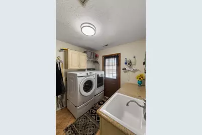 1021 E Elm St, Saint George, UT 84790 - Photo 25