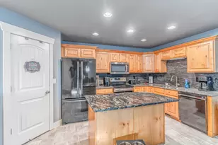 418 S 1285 E, Hyrum, UT 84319 - Photo 5