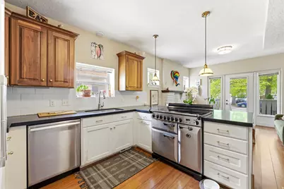 1326 S Green St, Salt Lake City, UT 84105 - Photo 9