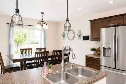 5655 S 4525 W, Hooper, UT 84315 - Photo 7