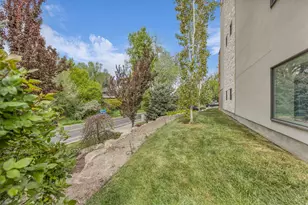 1846 E Orchard Hollow Ln, Holladay, UT 84124 - Photo 53