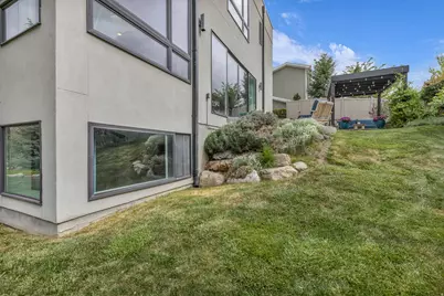1846 E Orchard Hollow Ln, Holladay, UT 84124 - Photo 51
