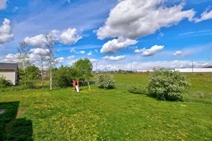 1012 W 1650 N, Harrisville, UT 84404 - Photo 39