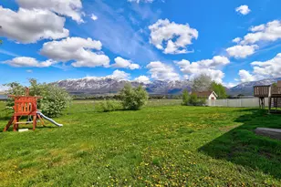 1012 W 1650 N, Harrisville, UT 84404 - Photo 3
