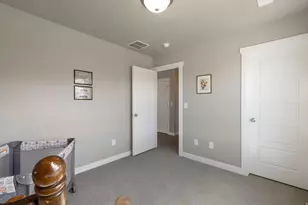 2949 S Graham Peak Dr, Magna, UT 84044 - Photo 29