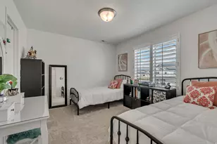 1046 E Blazing Sun Dr, Eagle Mountain, UT 84005 - Photo 21