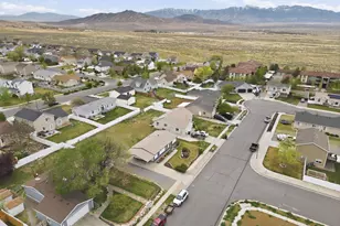 979 W 880 S, Tooele, UT 84074 - Photo 31