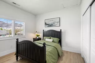 333 E Clay Ln, Lehi, UT 84043 - Photo 31