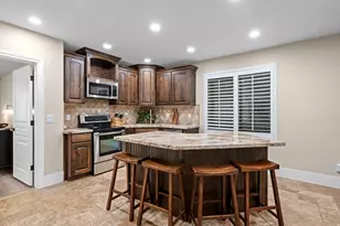333 E Clay Ln, Lehi, UT 84043 - Photo 39