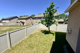 1819 N Clark Dr W, Layton, UT 84041 - Photo 45
