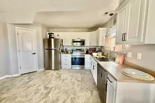 1819 N Clark Dr W, Layton, UT 84041 - Photo 9