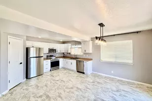 1819 N Clark Dr W, Layton, UT 84041 - Photo 35