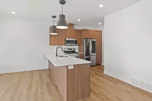 130 E 7085 S, Midvale, UT 84047 - Photo 3