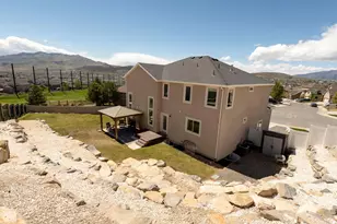 4061 E Barton Creek Dr, Eagle Mountain, UT 84005 - Photo 37