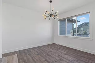 2208 E Snow Blossom Way, Draper, UT 84020 - Photo 19