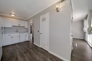 438 N Center St, Salt Lake City, UT 84103 - Photo 7