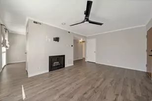 438 N Center St, Salt Lake City, UT 84103 - Photo 3