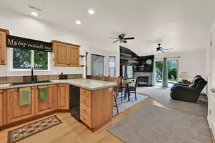 7422 S Shay Ln, South Weber, UT 84405 - Photo 9