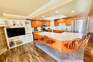 140 N 200 E, Orem, UT 84057 - Photo 7